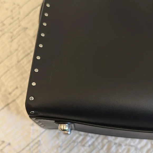 NWT Black Rogue 30 w/ Silver Rivets, Smooth Glovetanned Leather - Picture 12 of 12